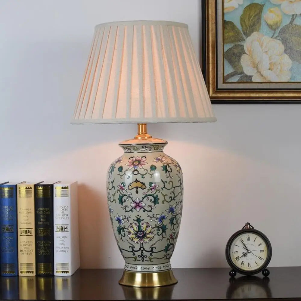 Classical Ceramic Table Lamp American Room Decor Table Lamp For Bedroom Bedside European Retro Pattern Desk Lamp Light Fixture